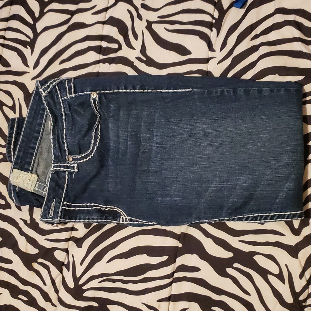 LA idol jeans